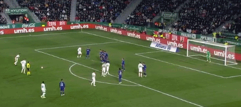 梅西：我们是冠军！感谢阿尔巴和布斯克茨在这段冒险中陪伴我