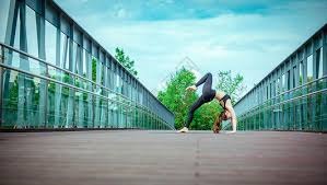 德州扑克不是每次都要看到底（德州扑克不必每局都打到最后）