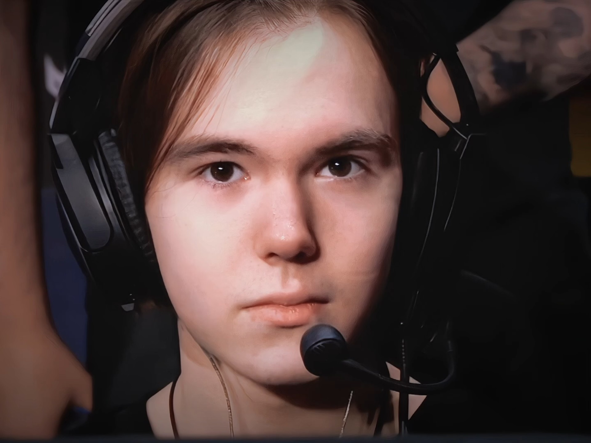 displ